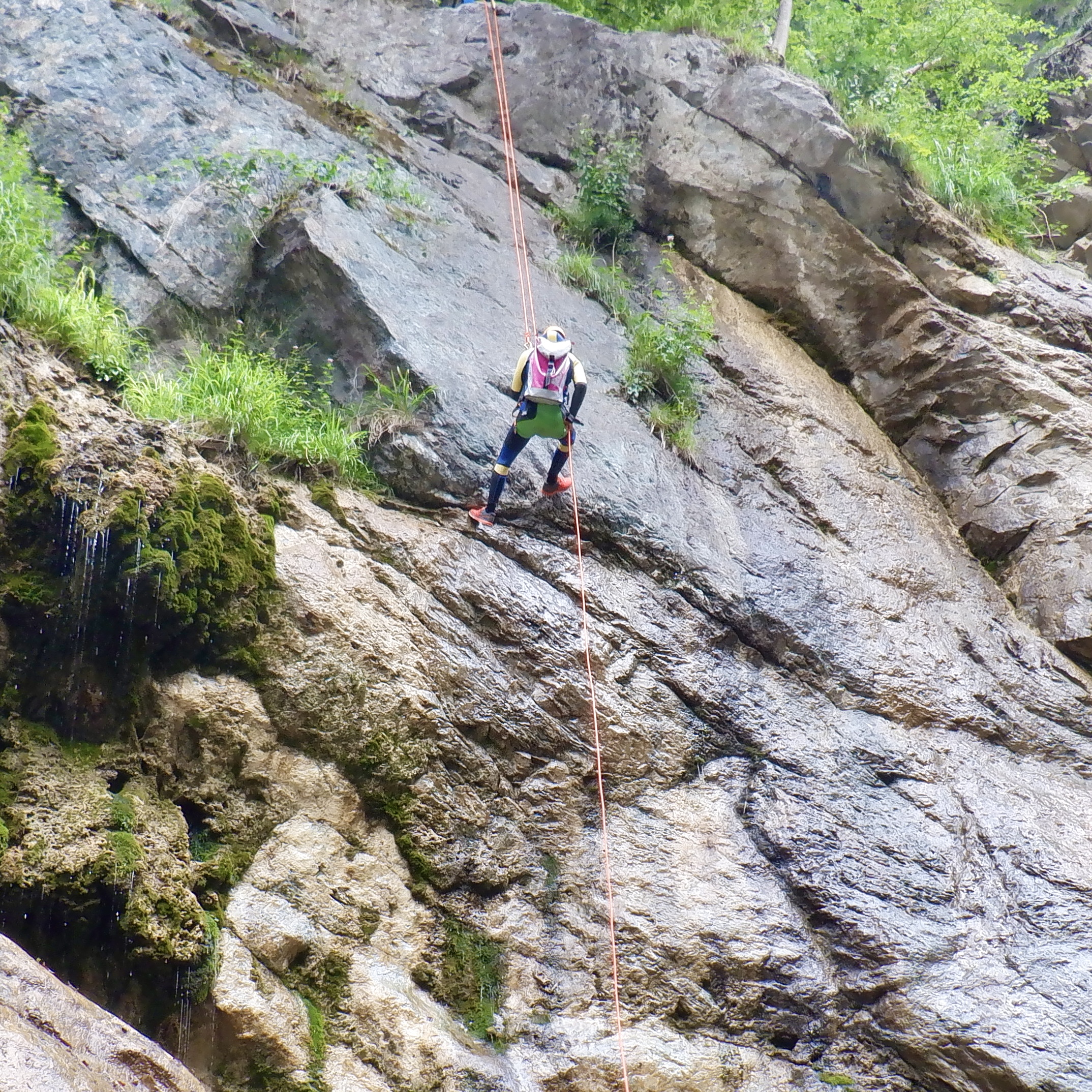 Canyoning Valle D’Aosta per principianti torrente chalamy